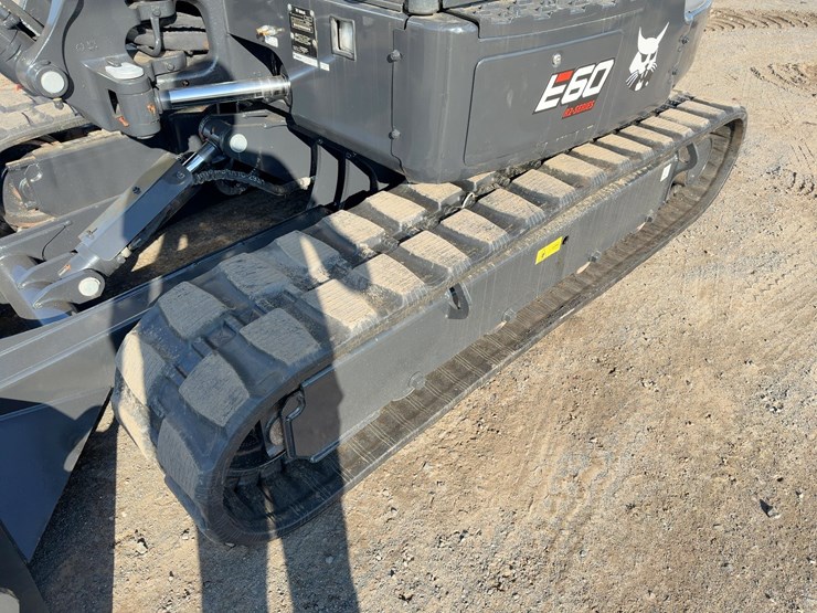2023-bobcat-e60-image-24