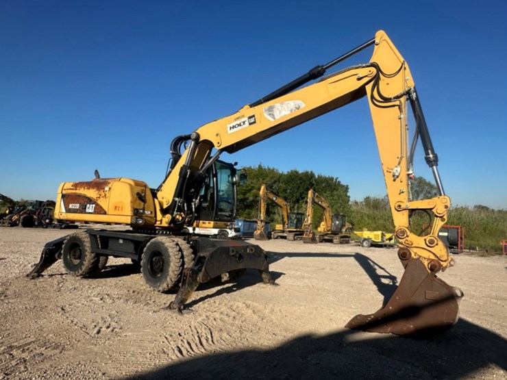 2012-caterpillar-m322d-image-3