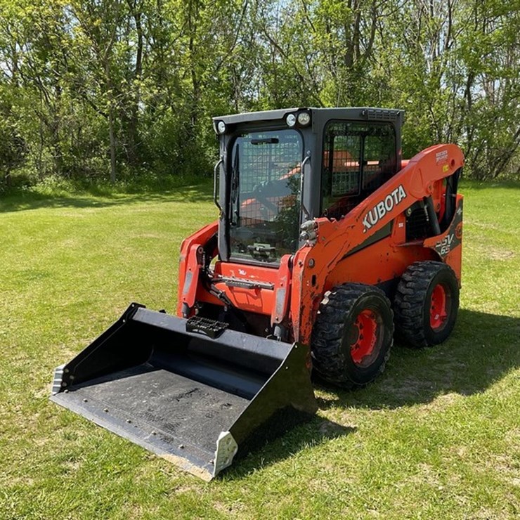 2016 KUBOTA SSV65