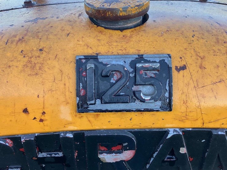 schramm-model-125-air-compressor-tractor-image-10