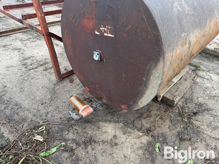 300-gal-fuel-tank-w/stand-image-9