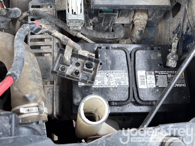 2015-chevrolet-silverado-2500-image-20