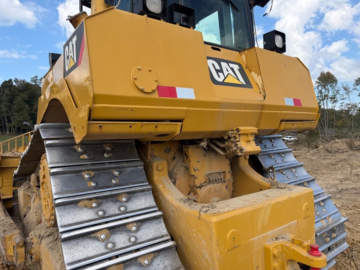 caterpillar-d8t-image-32