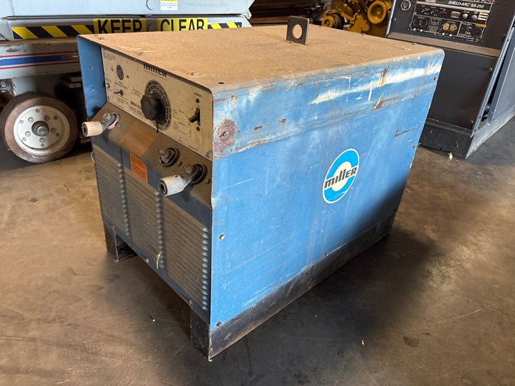 #187-•-miller-srh-333-dc-arc-welding-power-source-image-1