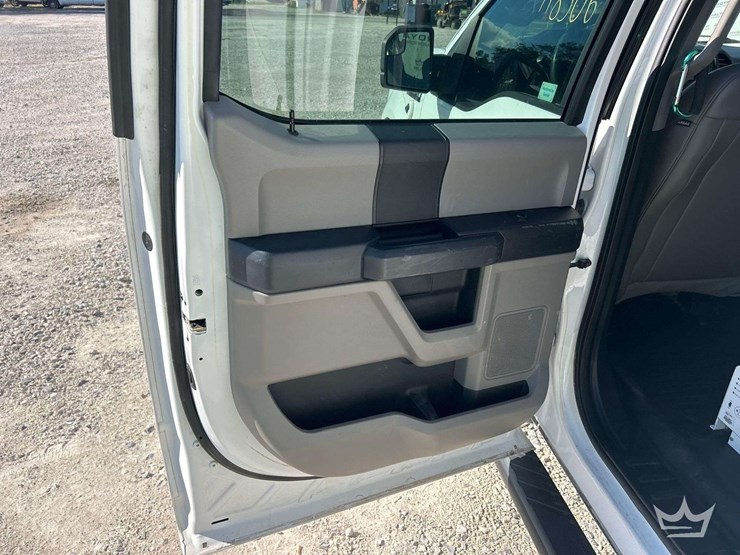 2018-ford-f150-image-18