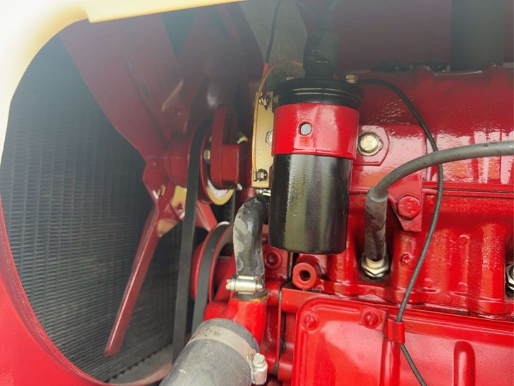 farmall-560-hi-clear-image-24