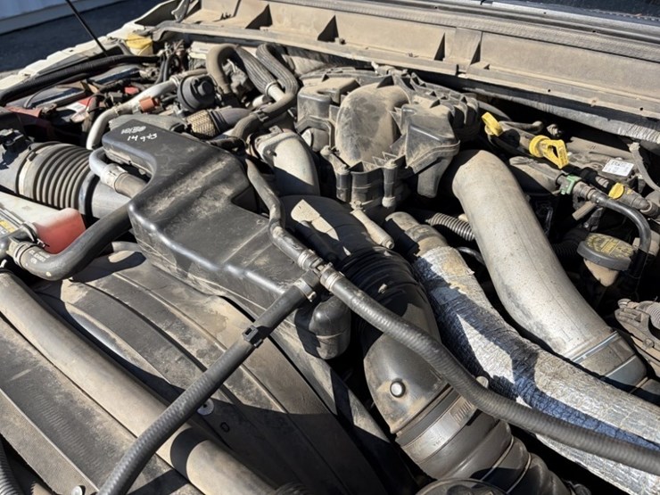 2011-ford-f350-image-11