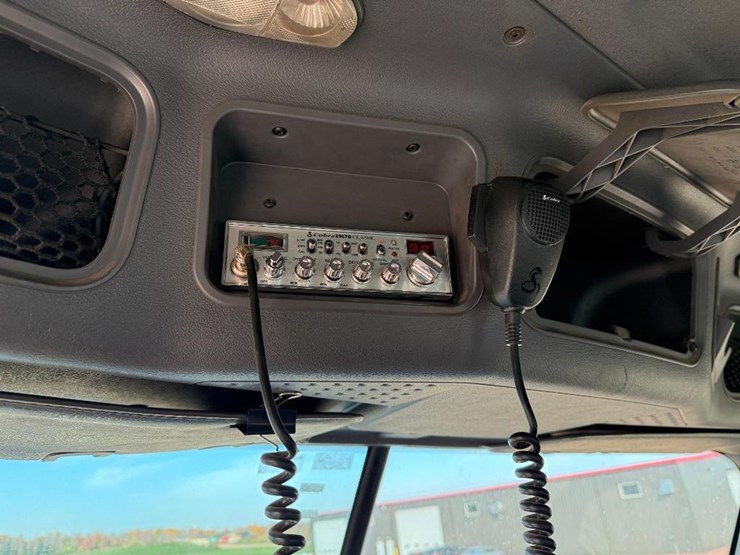 freightliner-cascadia-125-image-65