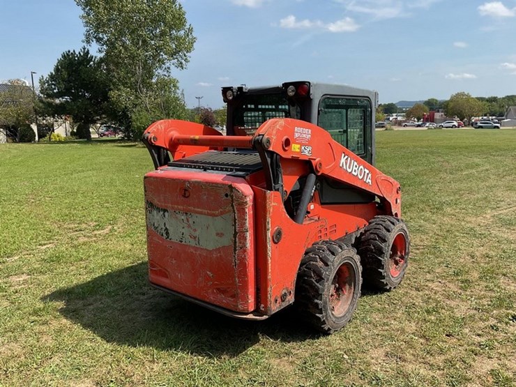 2017-kubota-ssv65-image-5