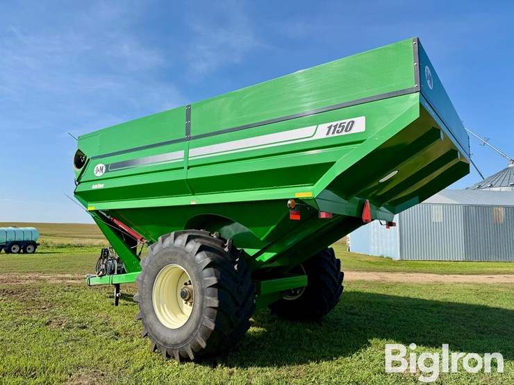j&m-1150-20-grain-cart-image-7