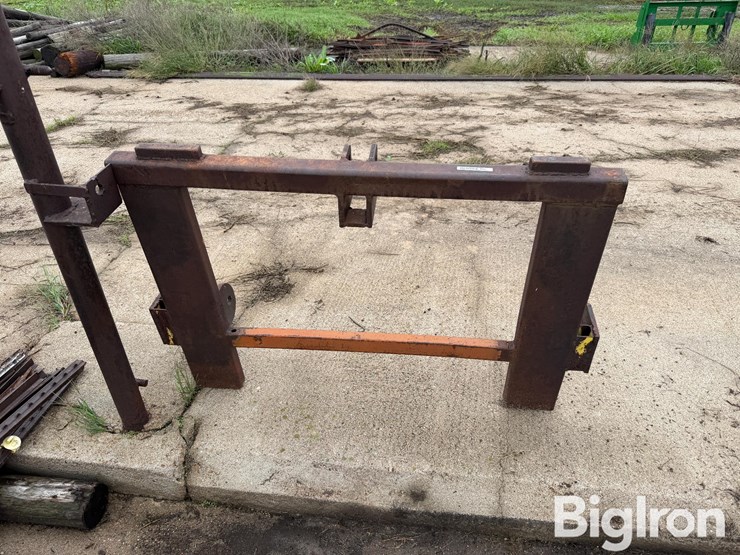 3-pt-frame-rack-image-2
