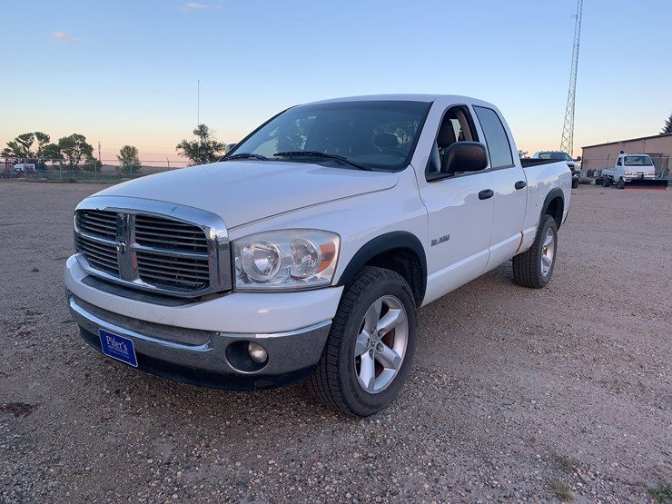 2008-dodge-1500-image-1