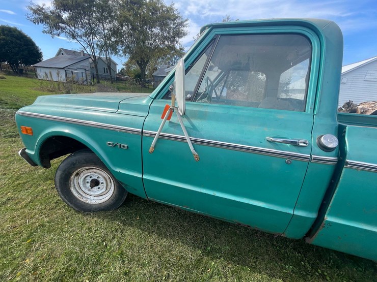 1970-chevrolet-c10-image-38