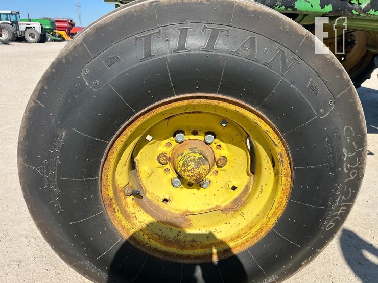1980-john-deere-4040-image-9