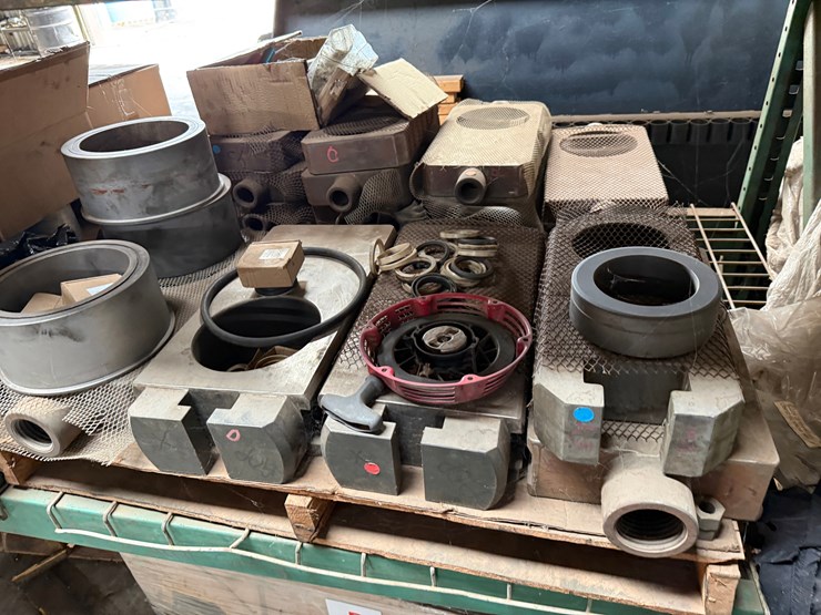 shelf-w/-(12+)-7-1/16”-15k-wp-gate-valve-seats-&-gates-image-4