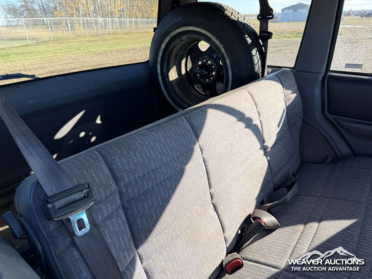 1998-jeep-cherokee-image-28