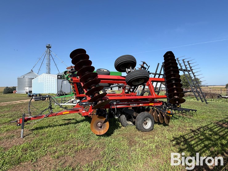 case-ih-370-image-8