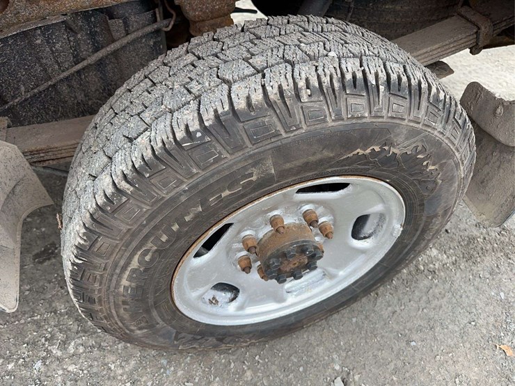 gmc-sierra-2500hd-image-10
