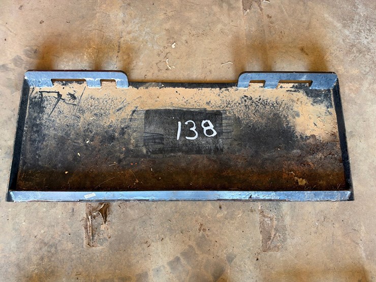 #138-•-universal-skid-steer-quick-attach-mount-plate-image-1