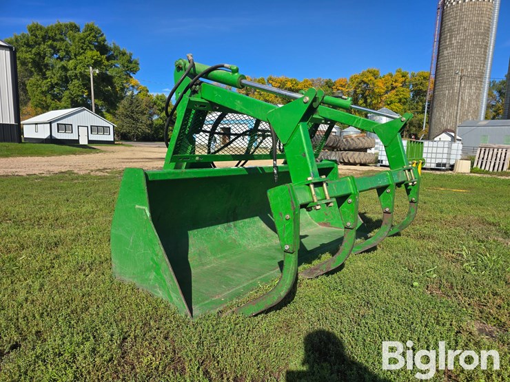 john-deere-7-image-3