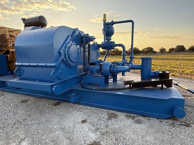 2007-caterpillar-d398b-image-11