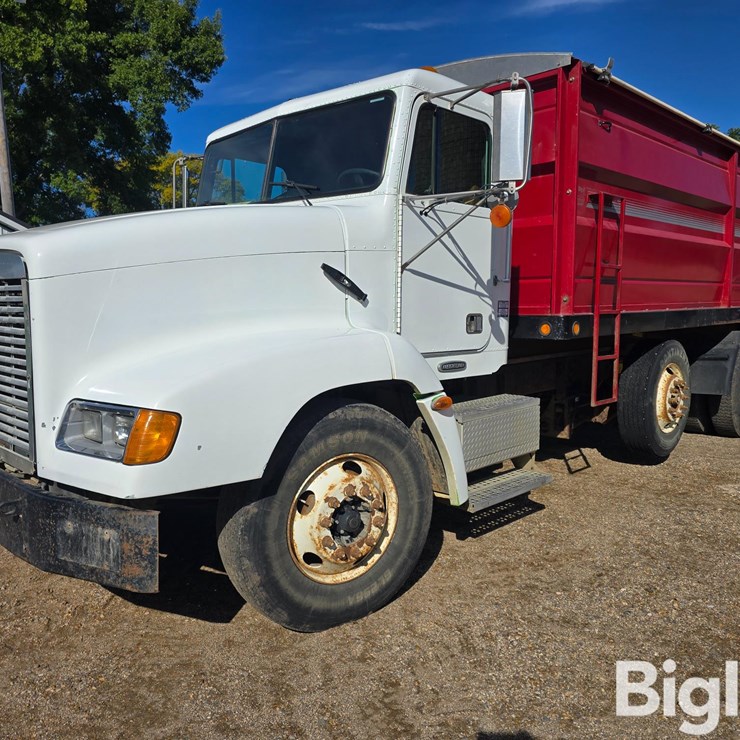 1999 FREIGHTLINER FLD112