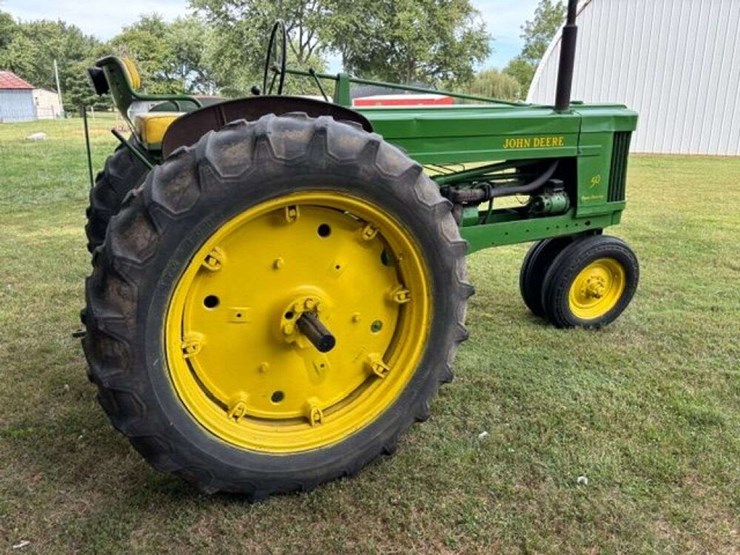 1955-john-deere-50-image-2