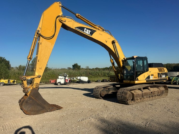 2007-caterpillar-330d-image-1