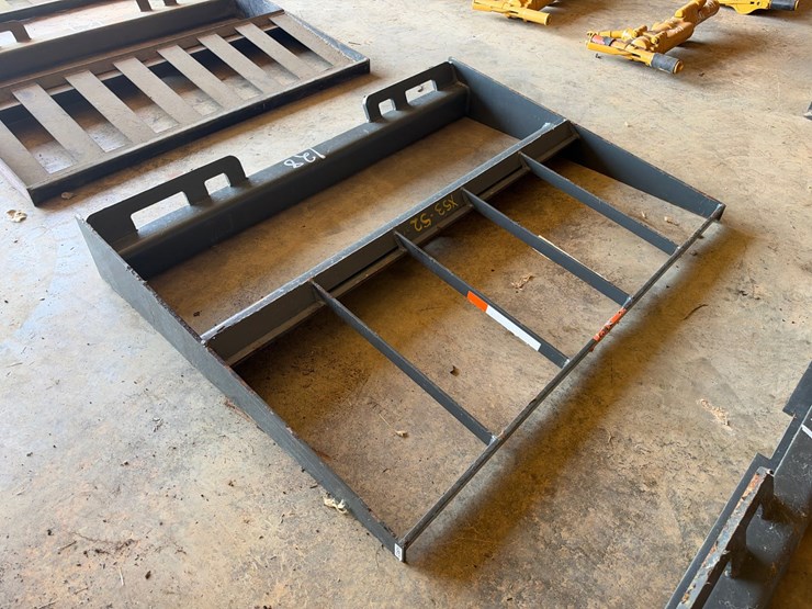 #128-•-welded-steel-land-leveler-attachment-image-2