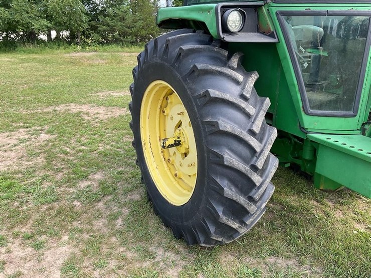 1973-john-deere-4230-image-12
