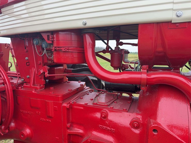 farmall-560-lp-hi-clear-image-35