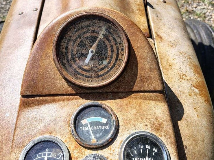 1954-ford-naa-image-4