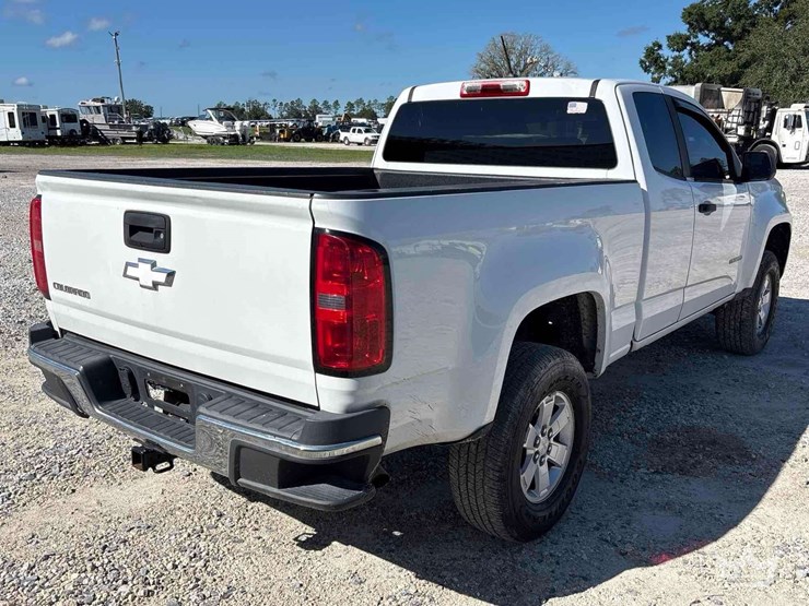 2015-chevrolet-colorado-ext.-cab-pickup-truck-image-26