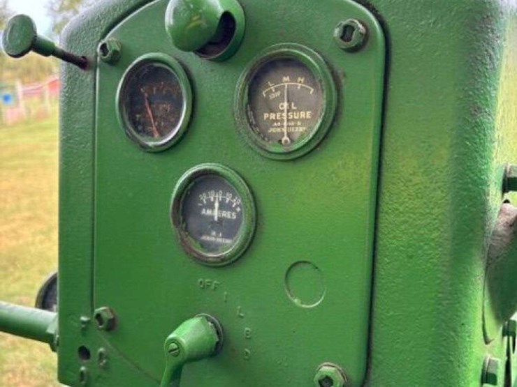 1955-john-deere-50-image-7