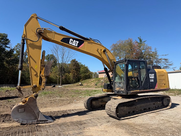 caterpillar-320e-image-1