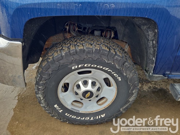 2015-chevrolet-silverado-2500-image-9