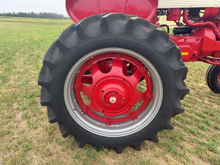 farmall-560-lp-hi-clear-image-18