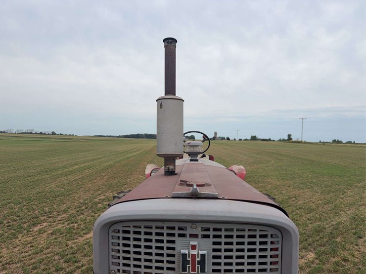 farmall-460-hi-clear-image-11
