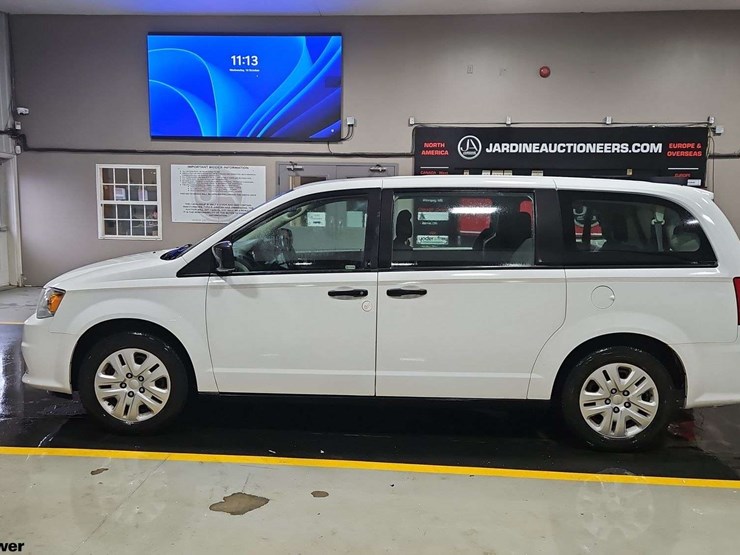 dodge-grand-caravan-image-2