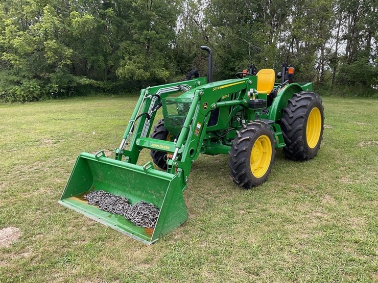 2025-john-deere-5075e-image-1