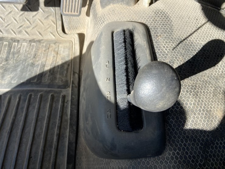 2004-gmc-sierra-3500-image-20