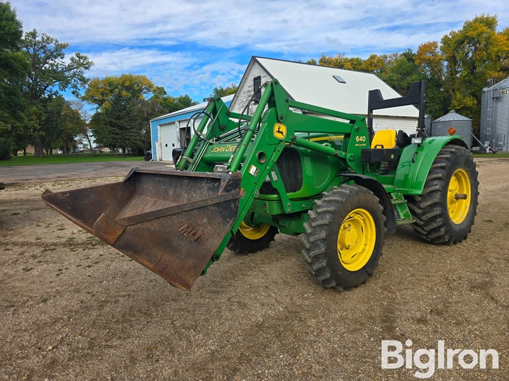 2001-john-deere-6320l-image-1