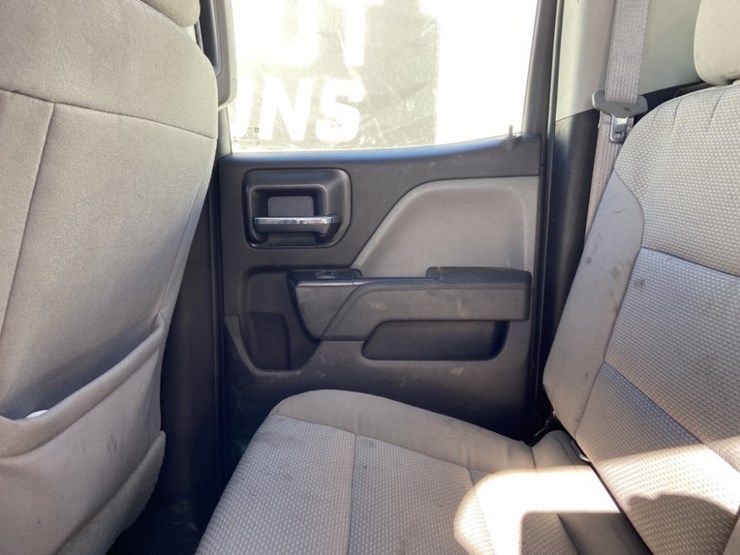 2016-chevrolet-silverado-2500-image-26