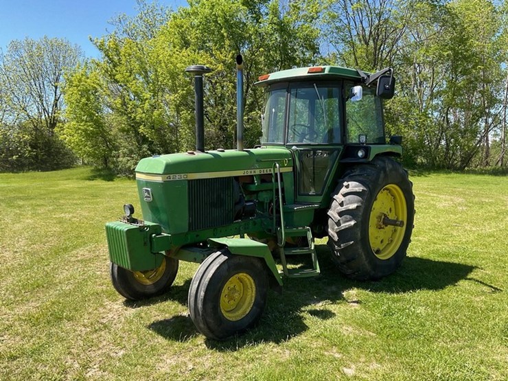 1975-john-deere-4230-image-1