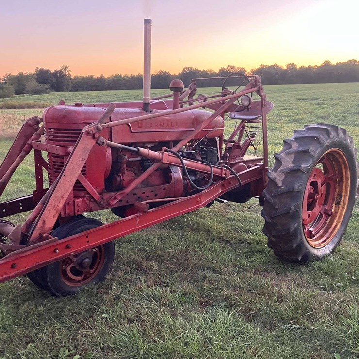 1947 Farmall M - Consecutive Serial Number with Lot 765!