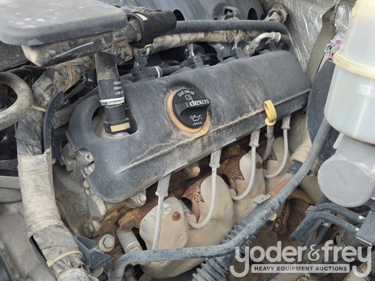 2015-chevrolet-silverado-1500-image-21