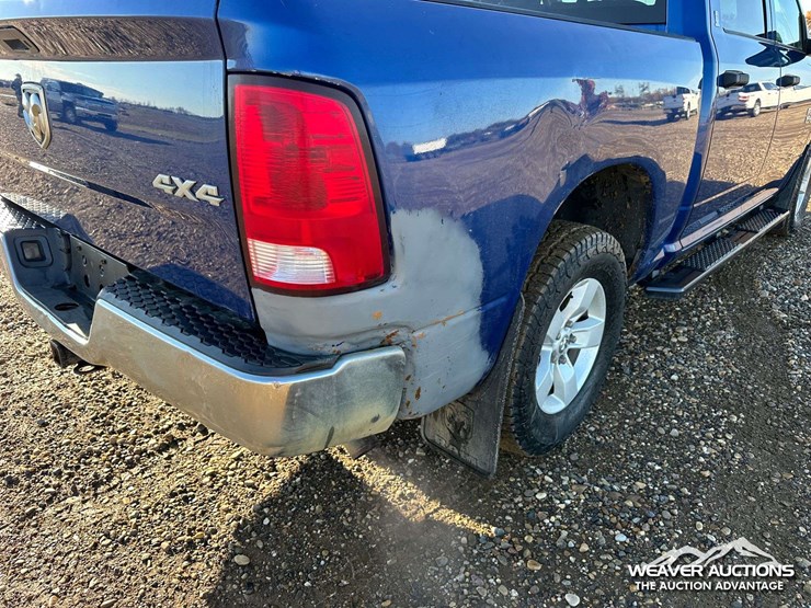 2016-dodge-1500-image-43