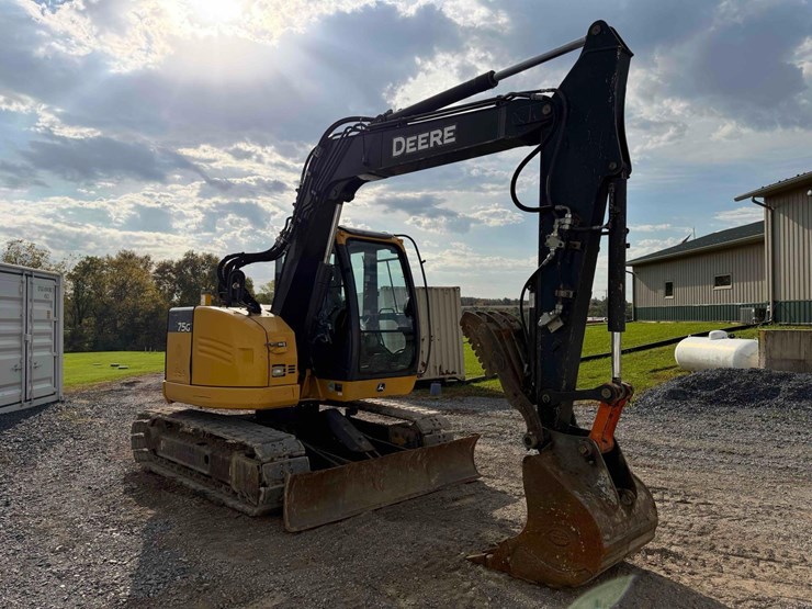 2019-deere-75g-image-7