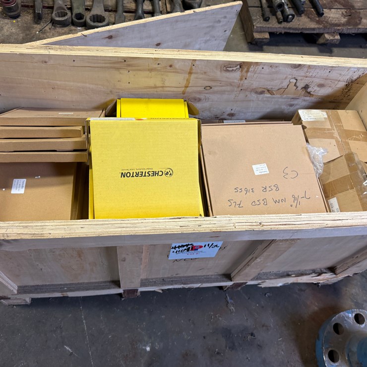 CRATE W/ (30+) NEW SUNNDA FRAC VALVE SEATS & RELATED PARTS