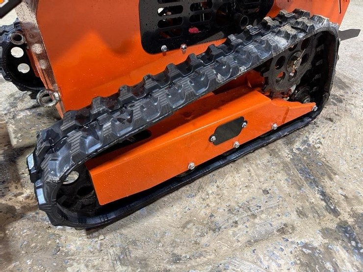 ft36c-walk-behind-skid-loader-image-11